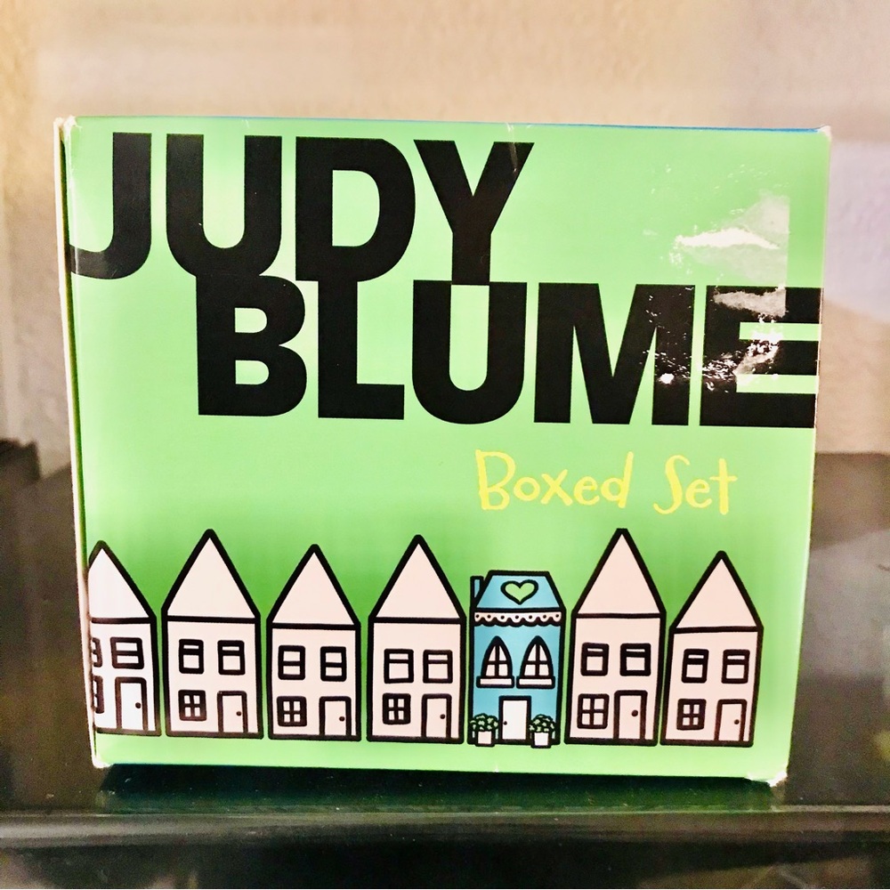 Judy Blume Boxed Set - Picture 7 of 12